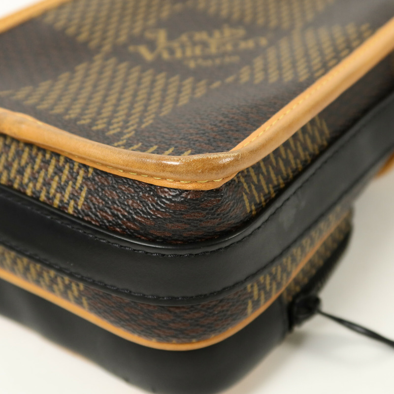 LOUIS VUITTON Damier Giant LV×NIGO Amazon Sling Bag肩背袋-15