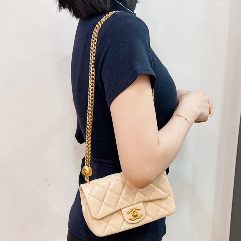 莉亞精品♡Chanel AS3828 愛心調節釦19cm 淺米色 二手-2