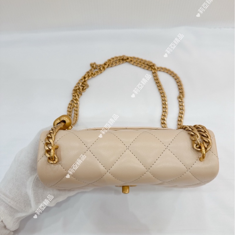 莉亞精品♡Chanel AS3828 愛心調節釦19cm 淺米色 二手-5