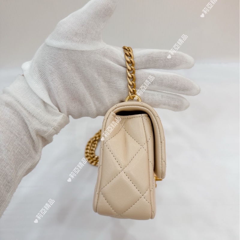 莉亞精品♡Chanel AS3828 愛心調節釦19cm 淺米色 二手-6