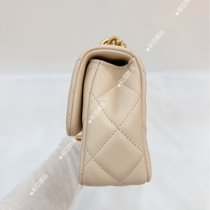 莉亞精品♡Chanel AS3828 愛心調節釦19cm 淺米色 二手-7