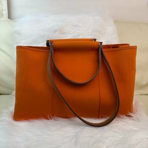 Hermès Cabag 橙色 帆布 單色