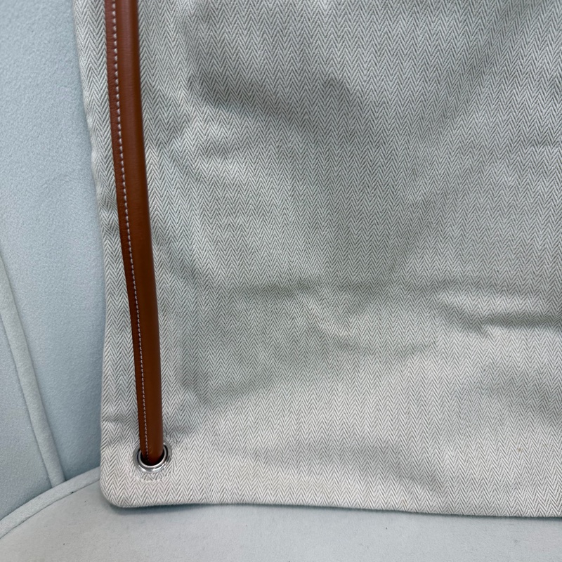 HERMES Toile Chevron Maline 帆布背包 XC543-8