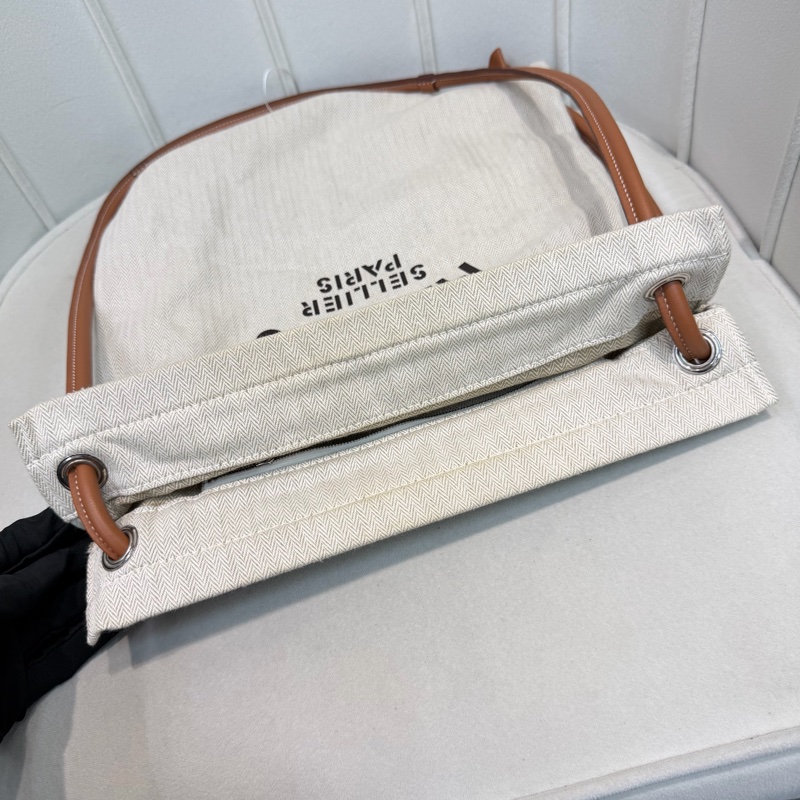 HERMES Toile Chevron Maline 帆布背包 XC543-34