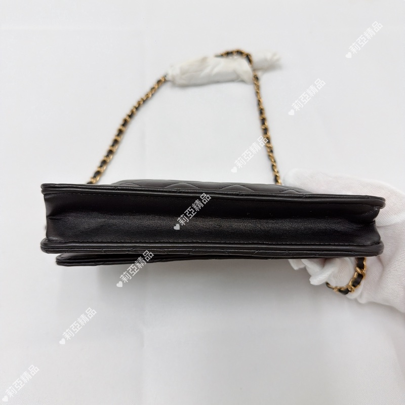 莉亞精品♡Chanel AP3076黑金撲克牌woc 二手美包-5