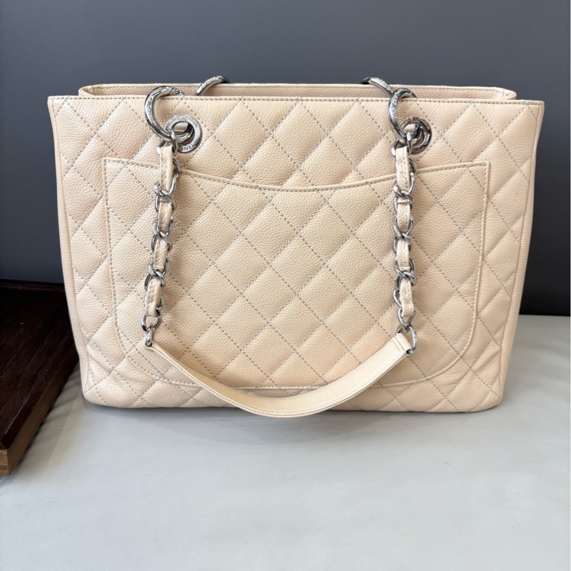 Chanel 米色荔枝紋牛皮Gst單肩包，33×25，97新-3
