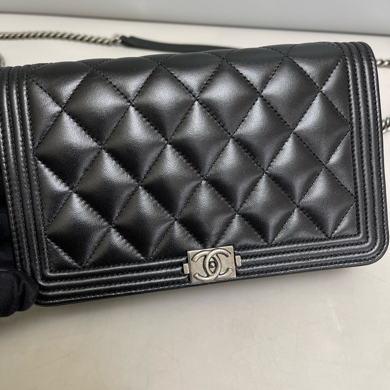 🌷天菜甜價！Chanel Leboy WOC 黑銀全皮菱格鏈條包-5