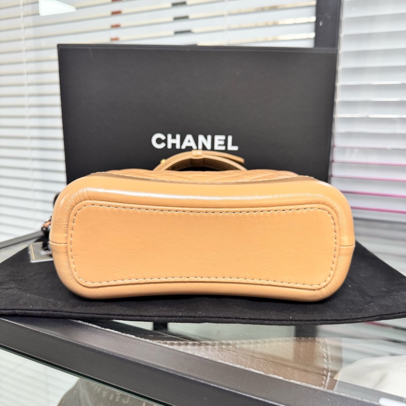 Chanel 香奈儿 奶茶色 V纹流浪单肩斜挎包 28开-4