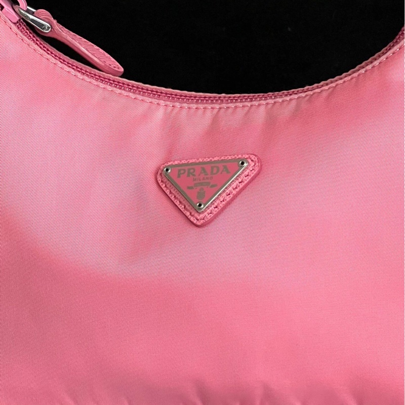【夏天精選🪭罕見少女粉🎀】Prada 粉色尼龍hobo單肩包腋下包-2