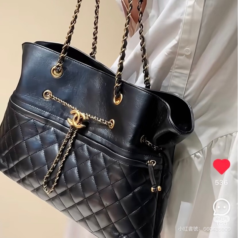 全新閒置🈶購證❤️ 香奈兒 #黑金 #油蠟牛皮 #福袋包 #托特包-2