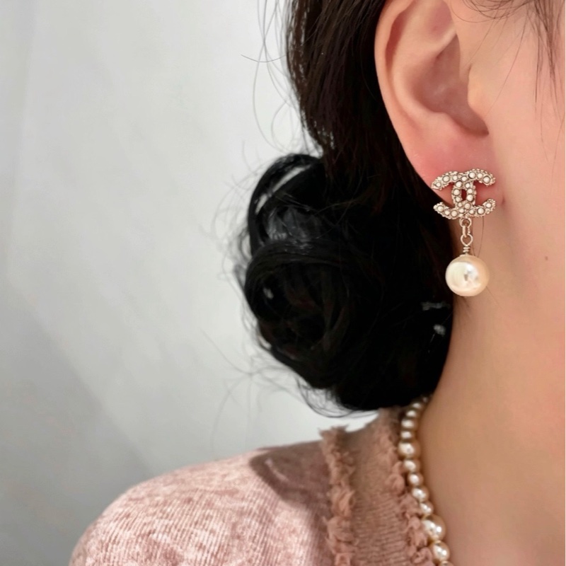 Chanel香奈兒耳環 經典金色雙C珍珠耳環-1