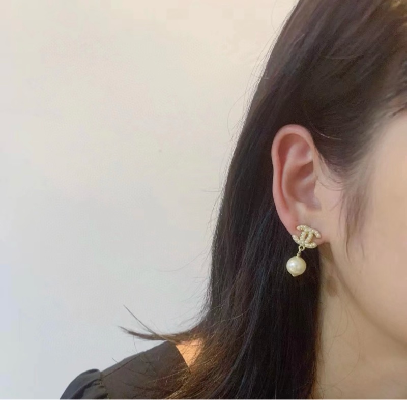 Chanel香奈兒耳環 經典金色雙C珍珠耳環-2