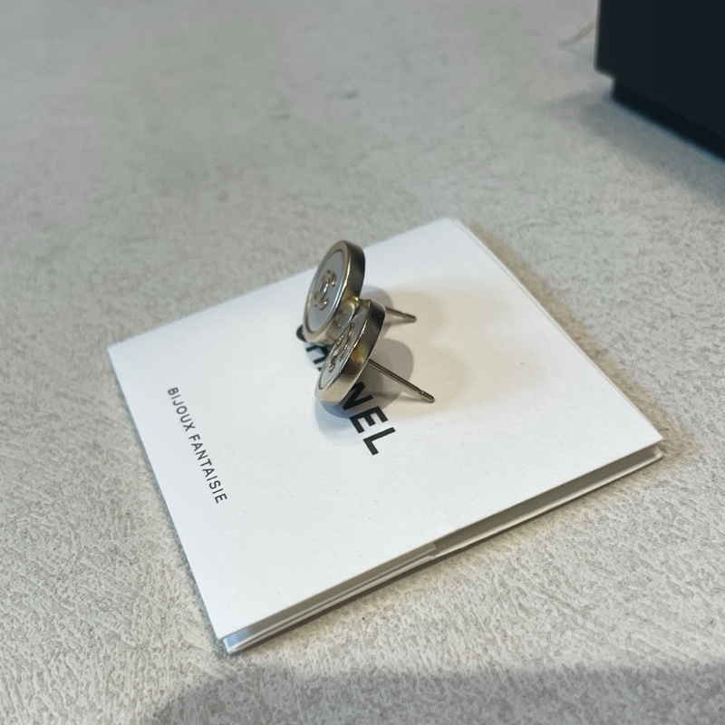 Chanel耳環 香奈兒耳環香奈兒拼色淡金紐扣耳環-4