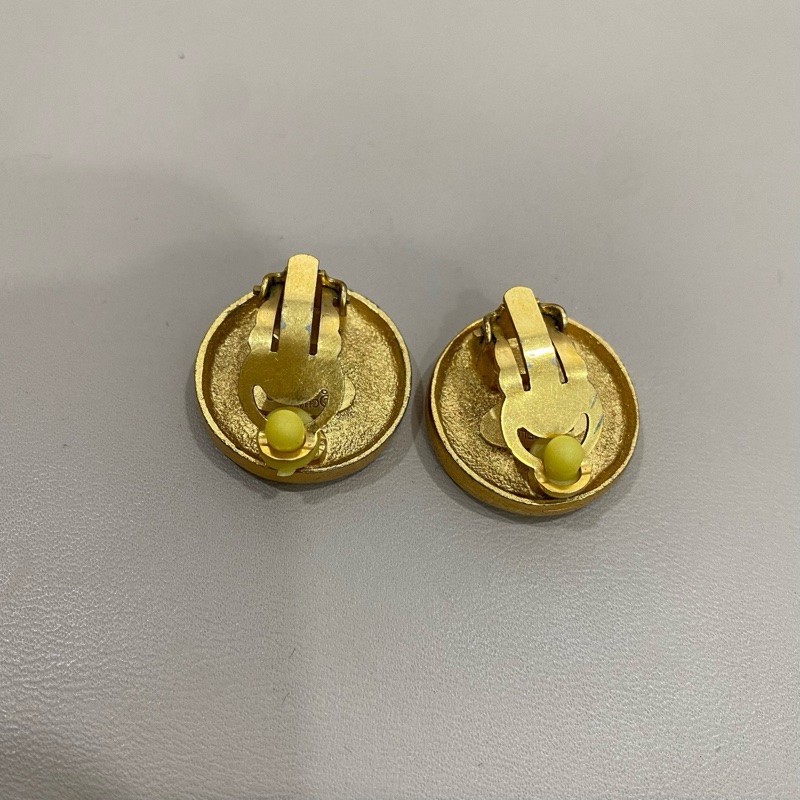 CHANEL香奈兒耳環Cocomar VINTAGE 耳環 立體雙C 金色 93A復古耳夾-2