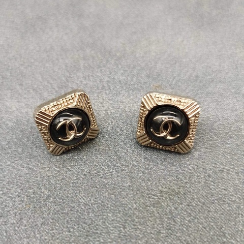 chanel香奈兒耳環21A黑金琺瑯雙c方形耳釘