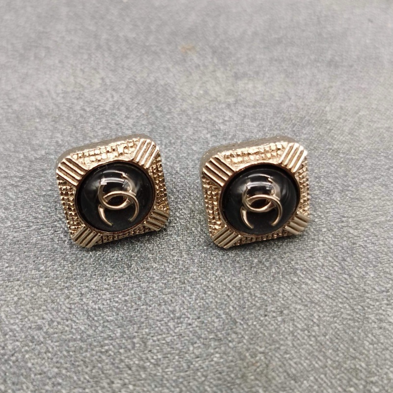 chanel香奈兒耳環21A黑金琺瑯雙c方形耳釘-1