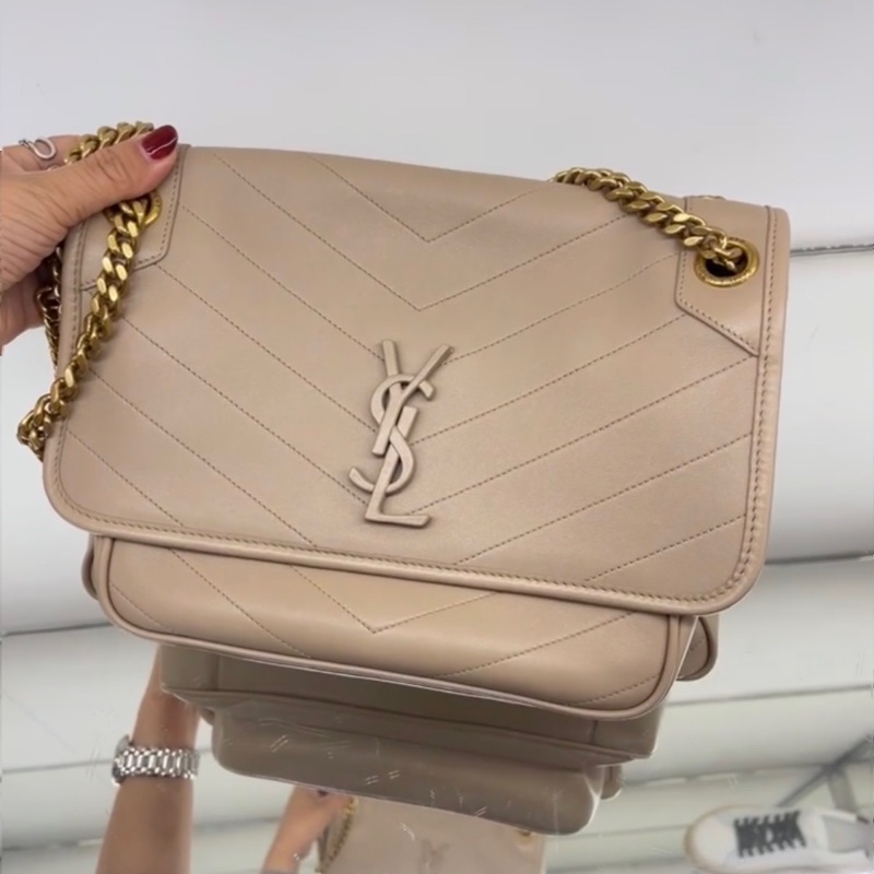 全新新款🈶購證❤️ #ysl #奶茶色 #D釦 #niki #中號-1