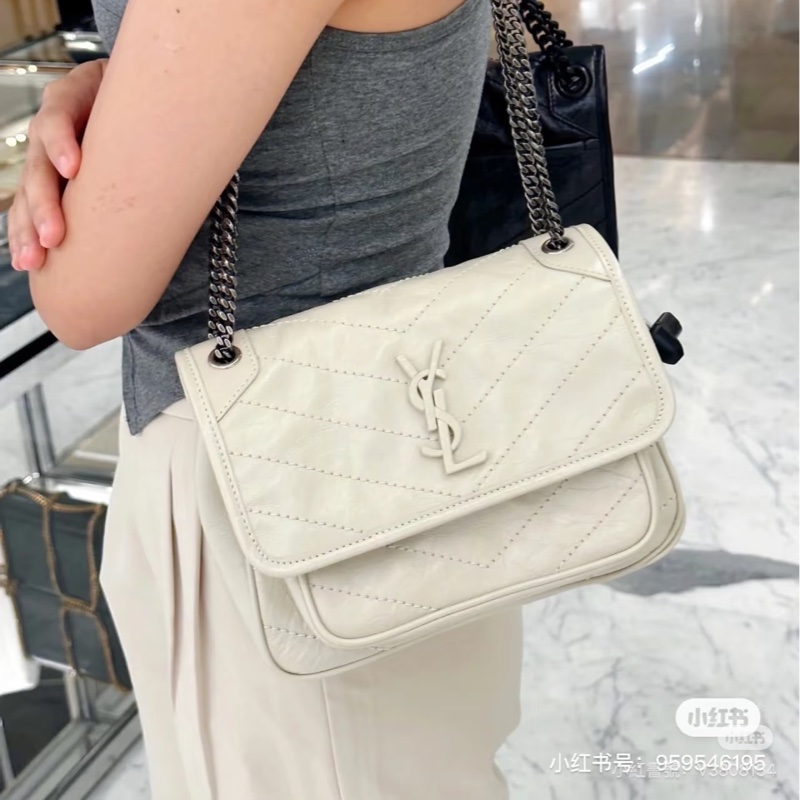 全新新款🈶購證❤️ #ysl #冰川白 #D釦 #niki #小號-1