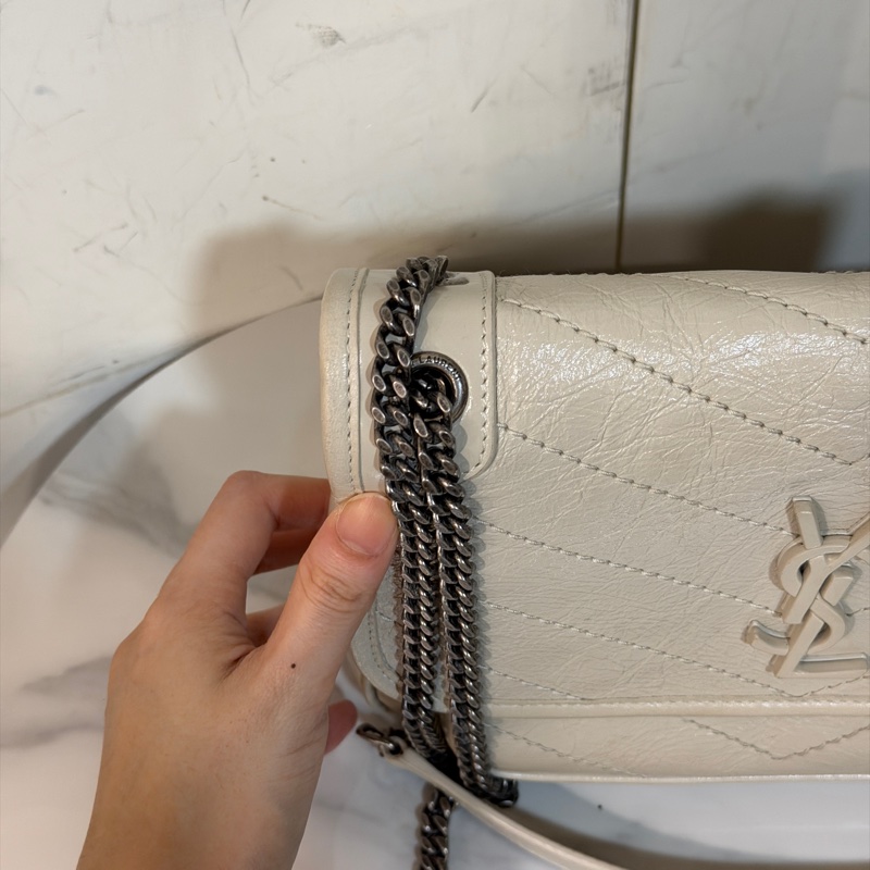 全新新款🈶購證❤️ #ysl #冰川白 #D釦 #niki #小號-7