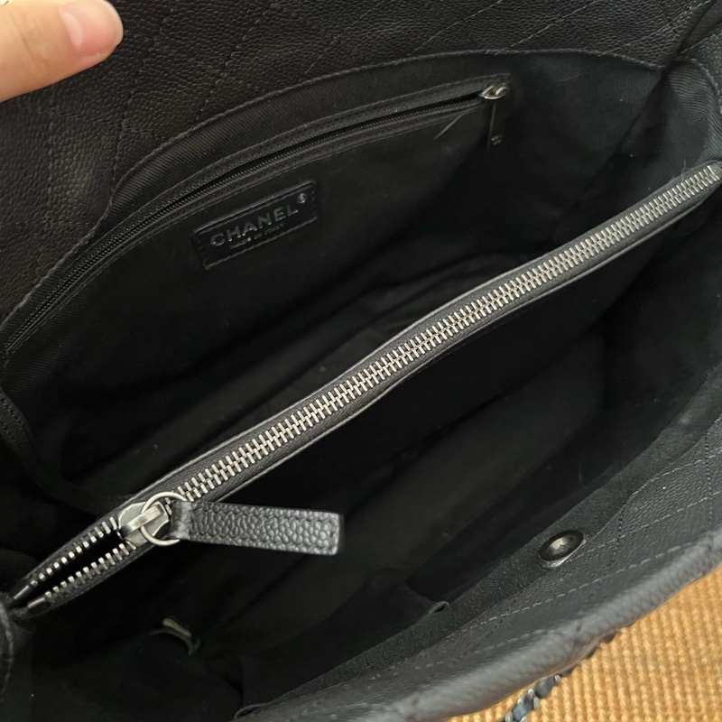 ✨Chanel 黑銀荔枝牛皮 做舊tote 可以放電腦🖤-11