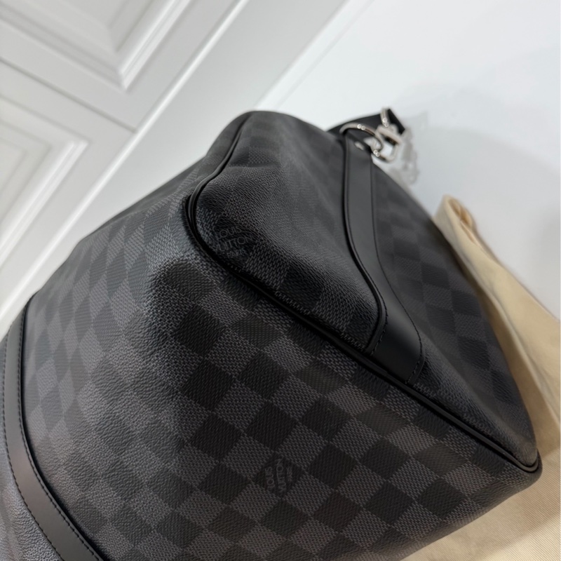 《仙闆名牌精品》LV N41418 Keepall Bandoulière 45 Damier 黑棋盤格 登機袋 旅行袋-15