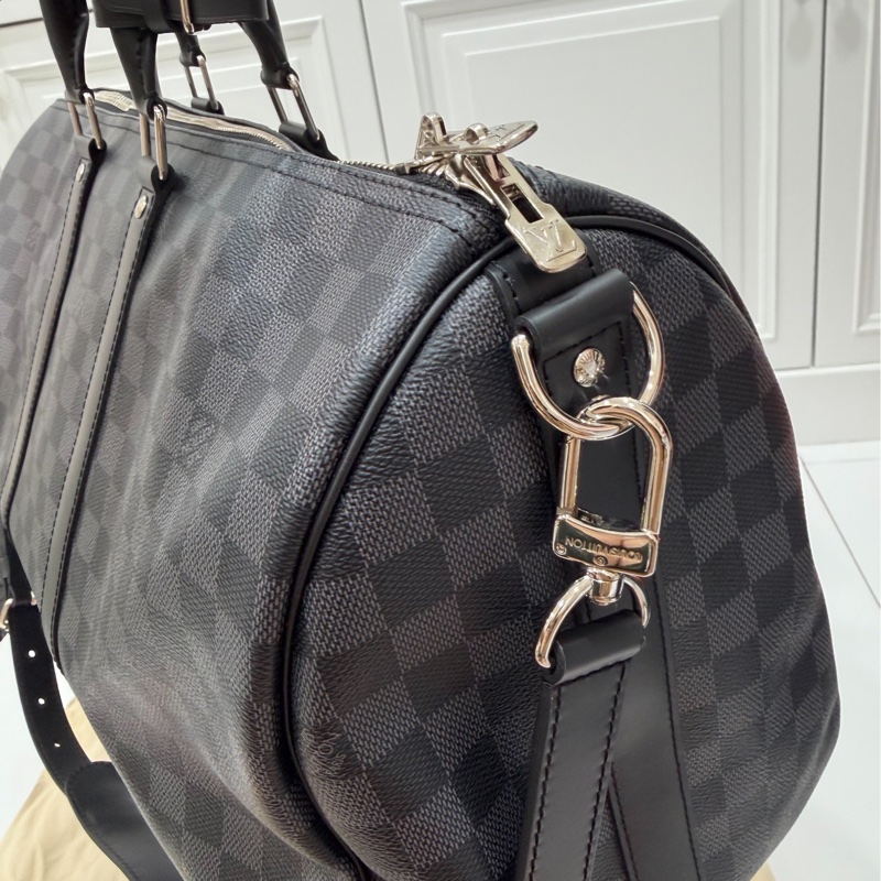 《仙闆名牌精品》LV N41418 Keepall Bandoulière 45 Damier 黑棋盤格 登機袋 旅行袋-19