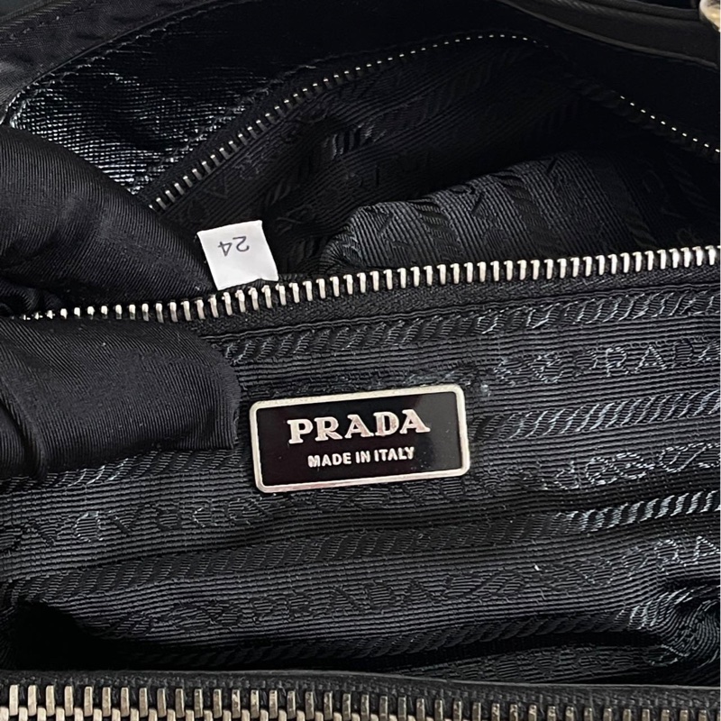 prada普拉達 降落傘托特 黑銀鏈條單肩包-7