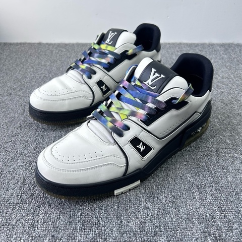 Louis Vuitton 路易威登 LV 黑白牛皮 Trainer 休閒鞋 尺碼：42碼