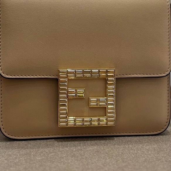 芬迪/Fendi 水晶扣 豆腐包-5