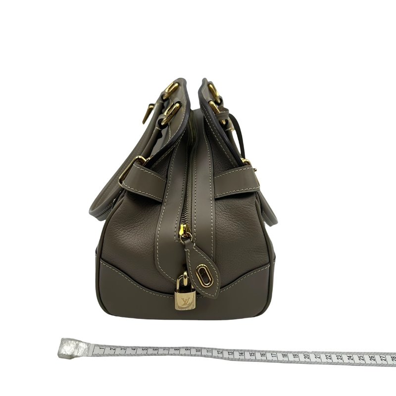 【美收精品】Louis Vuitton 灰色肩背包 C-579【隔月月中將轉賣至日本 上架期限30天】-16