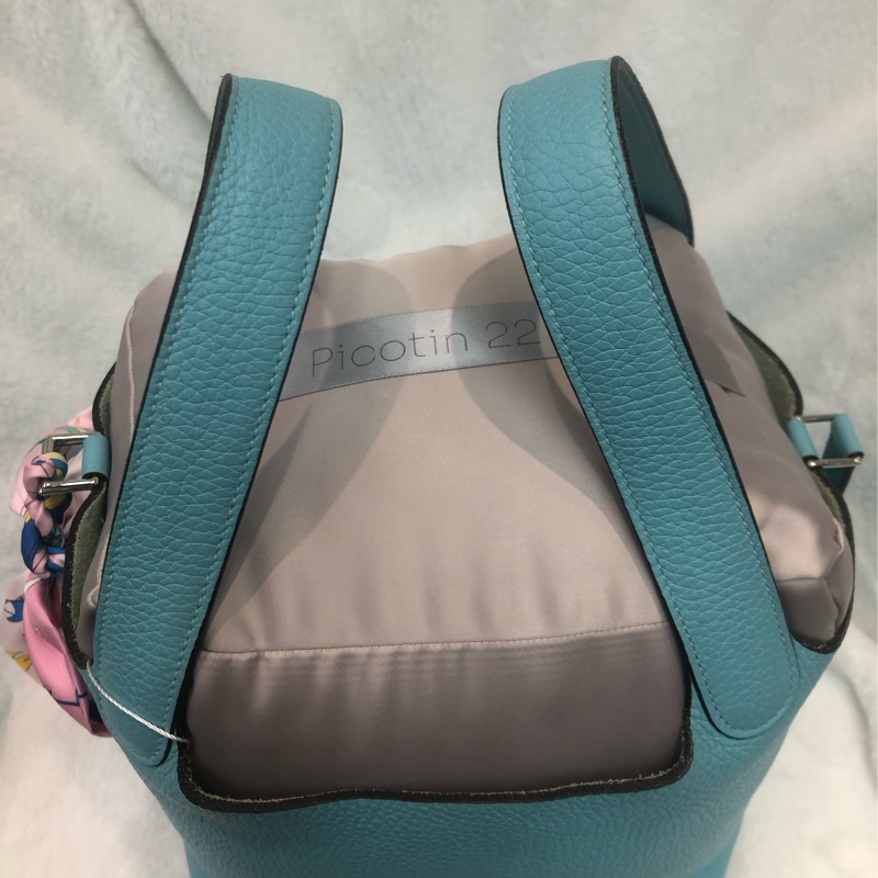 Hermes 馬卡龍 P22 連Twilly TC 皮 A stamp XC562-8