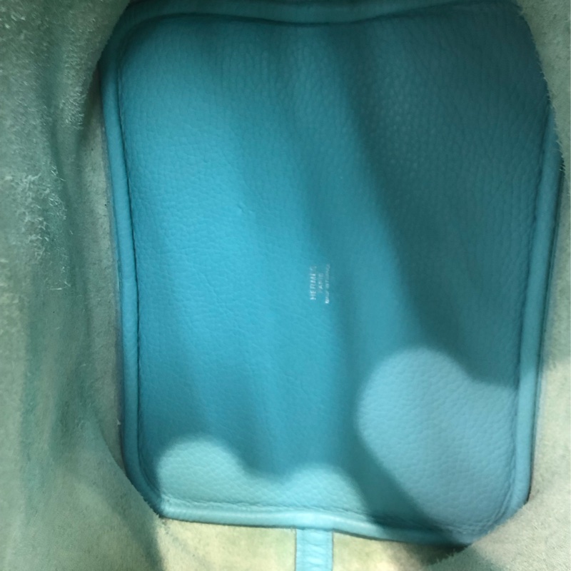 Hermes 馬卡龍 P22 連Twilly TC 皮 A stamp XC562-15