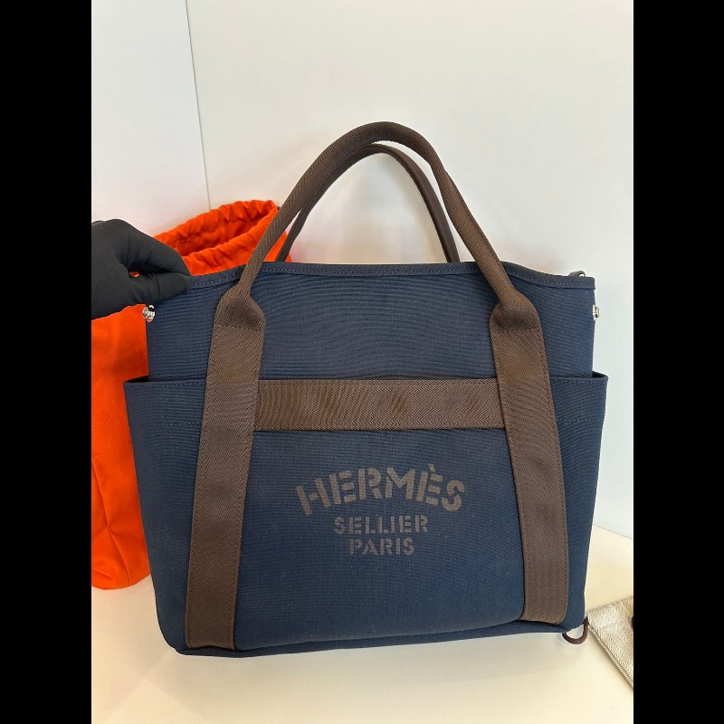 Hermes Groom-1