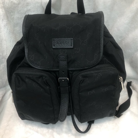 Gucci 黑色暗花絹料背囊 XC569
