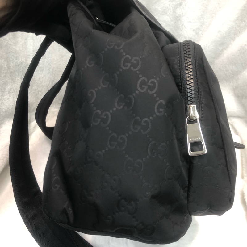 Gucci 黑色暗花絹料背囊 XC569-4