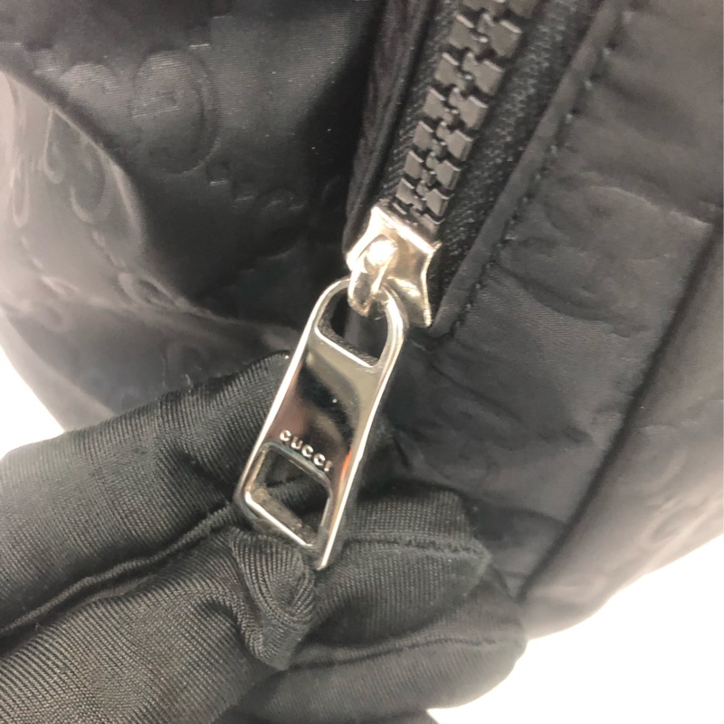 Gucci 黑色暗花絹料背囊 XC569-15