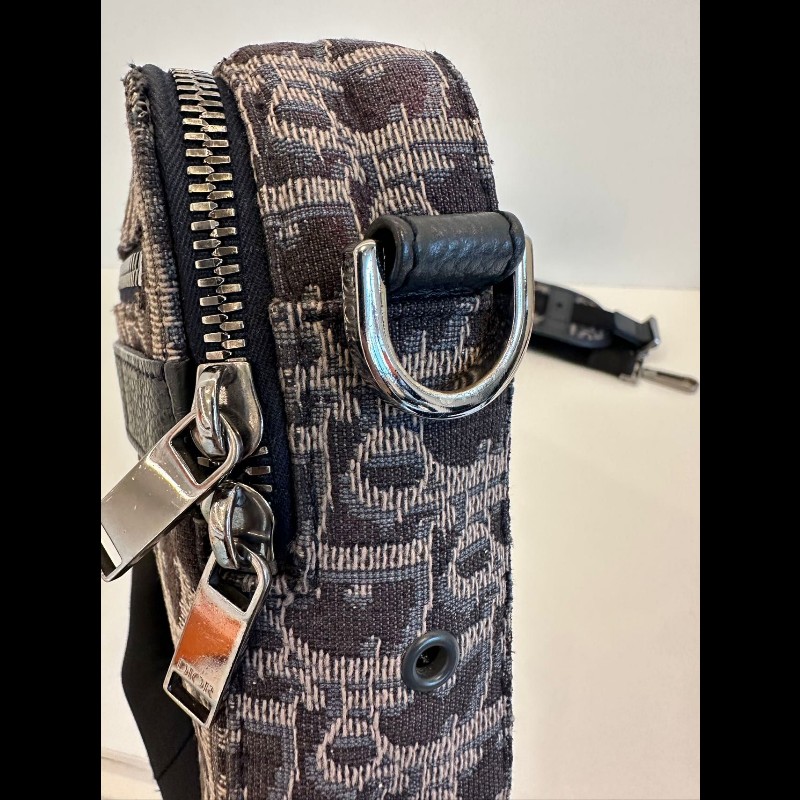 Dior safari Camera bag-6