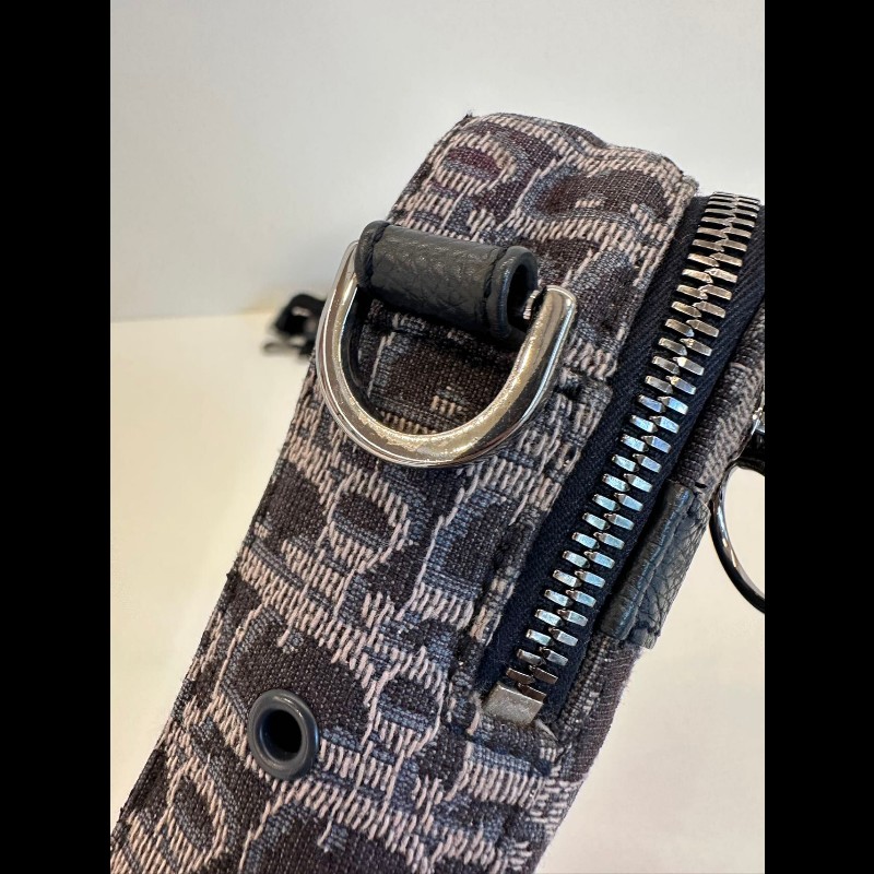 Dior safari Camera bag-7