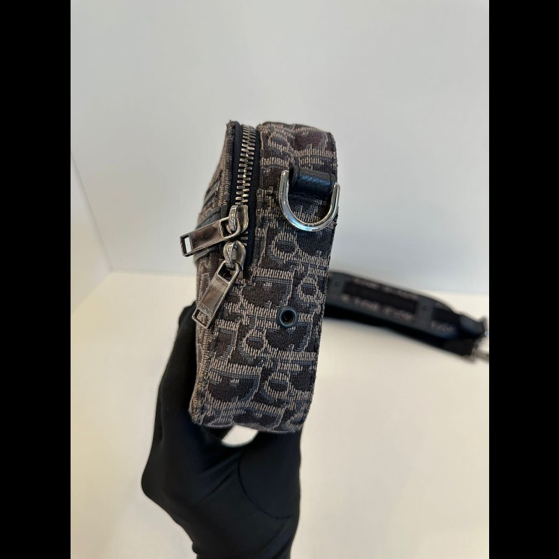 Dior safari Camera bag-12