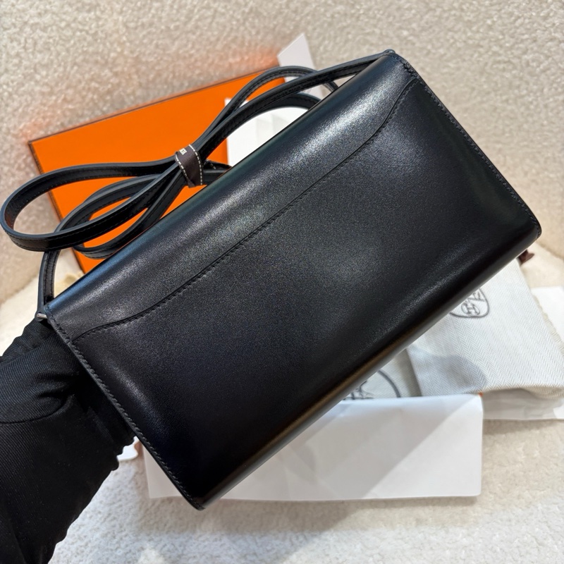 ✨閒置新Hermes愛馬仕 康康togo斜挎包 黑色 銀扣box皮U刻-1