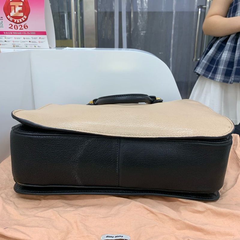 Miumiu tote-3