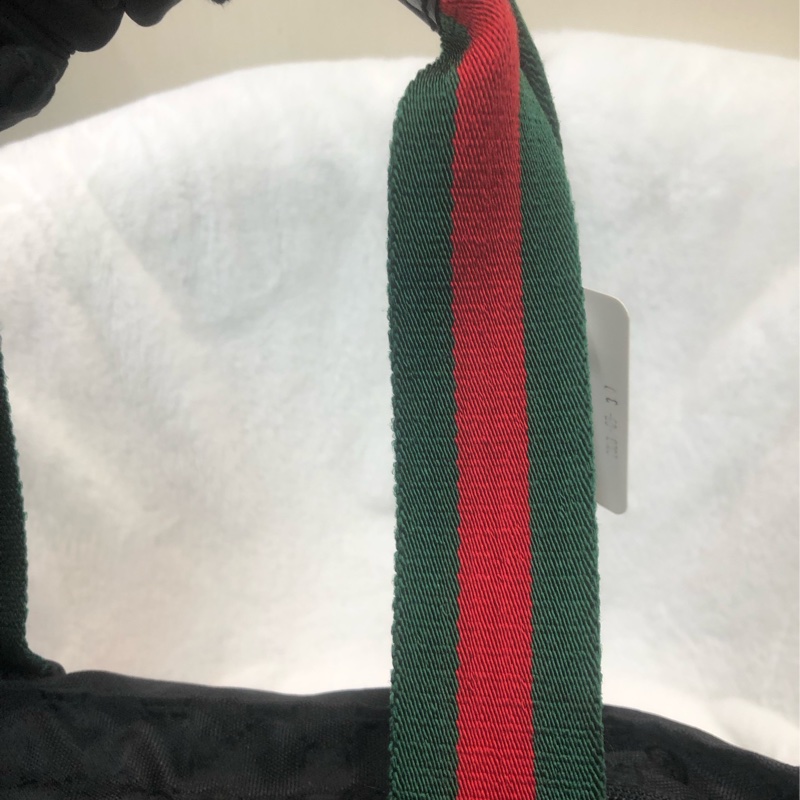 Gucci 黑色老花紅典錄織布帶 上肩袋 XC573-15