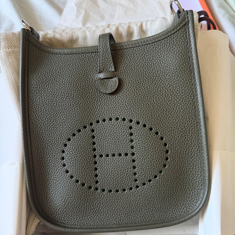 HERMES Mini Evelyne 欖欖綠 銀釦 附綠色內膽包-4