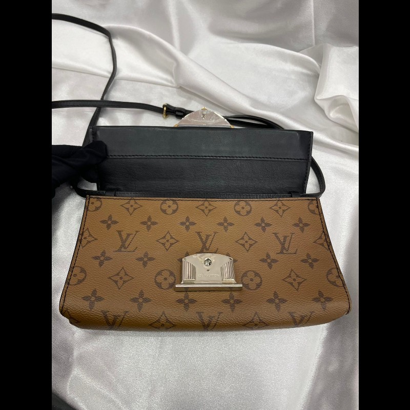LV 貓頭鷹拼色斜挎包-3