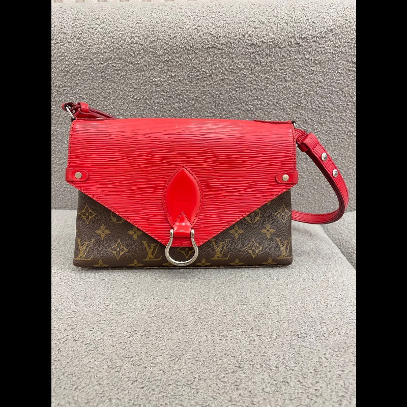 LV 水波紋 信封包
颜色:紅/老花-7