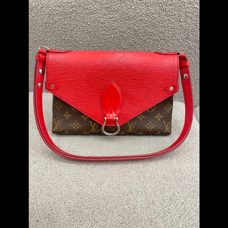 LV 水波紋 信封包
颜色:紅/老花-15