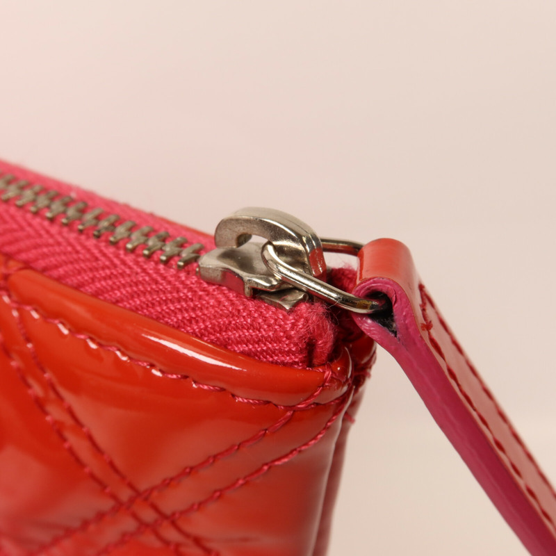 CHANEL 漆皮皮革Matelasse O-Case Clutch手拿包-9