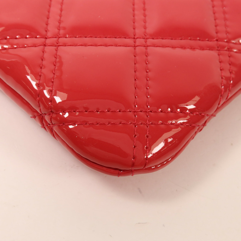 CHANEL 漆皮皮革Matelasse O-Case Clutch手拿包-14
