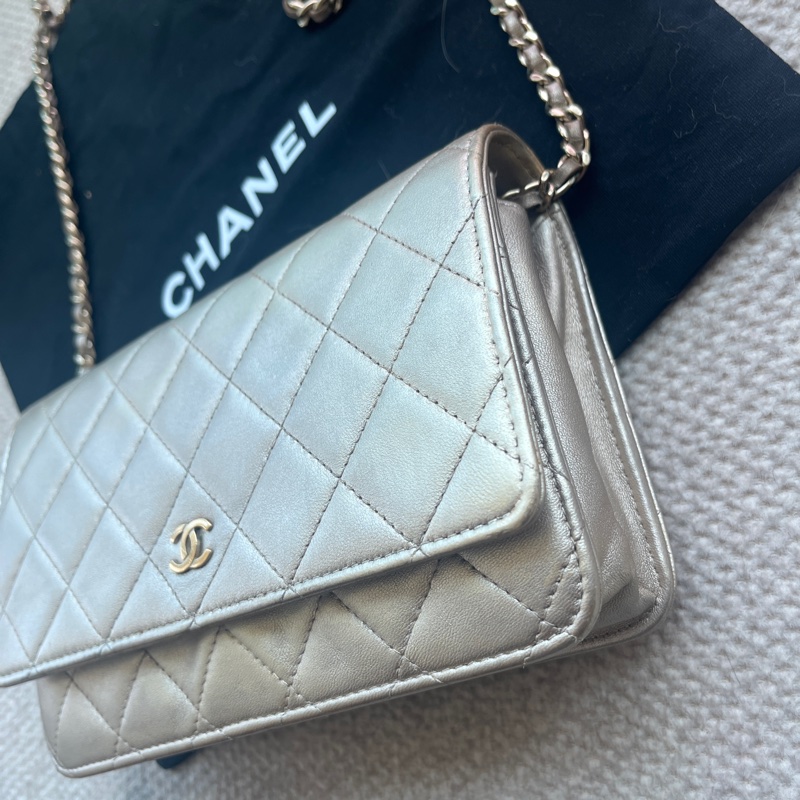 Chanel 香奈兒小羊皮淡金色WOC-3