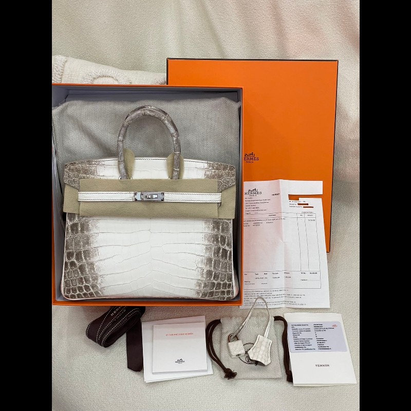 Hermes Birkin25 喜馬拉雅
皮质:兩點鱷
金属:銀扣-32